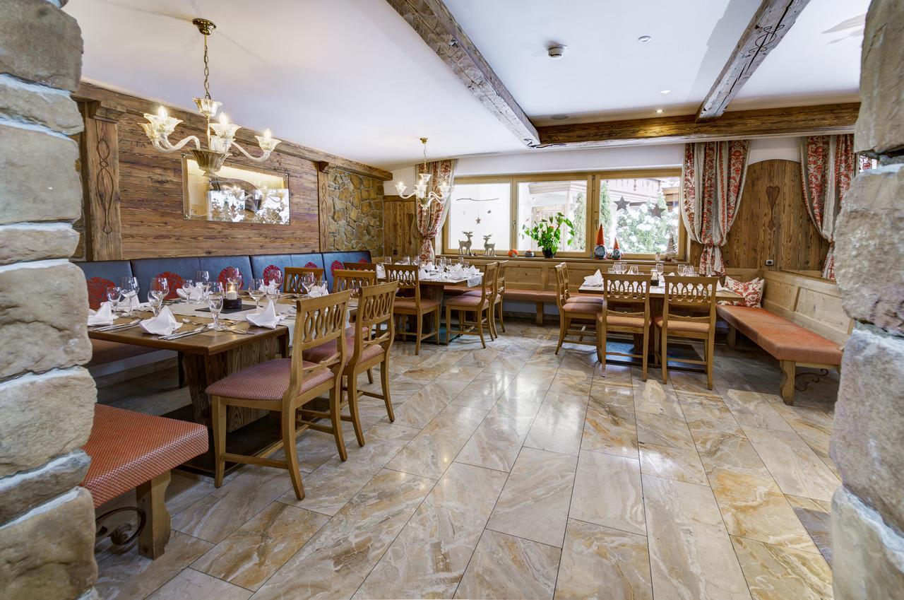 Hotel Rose Mayrhofen Exterior photo