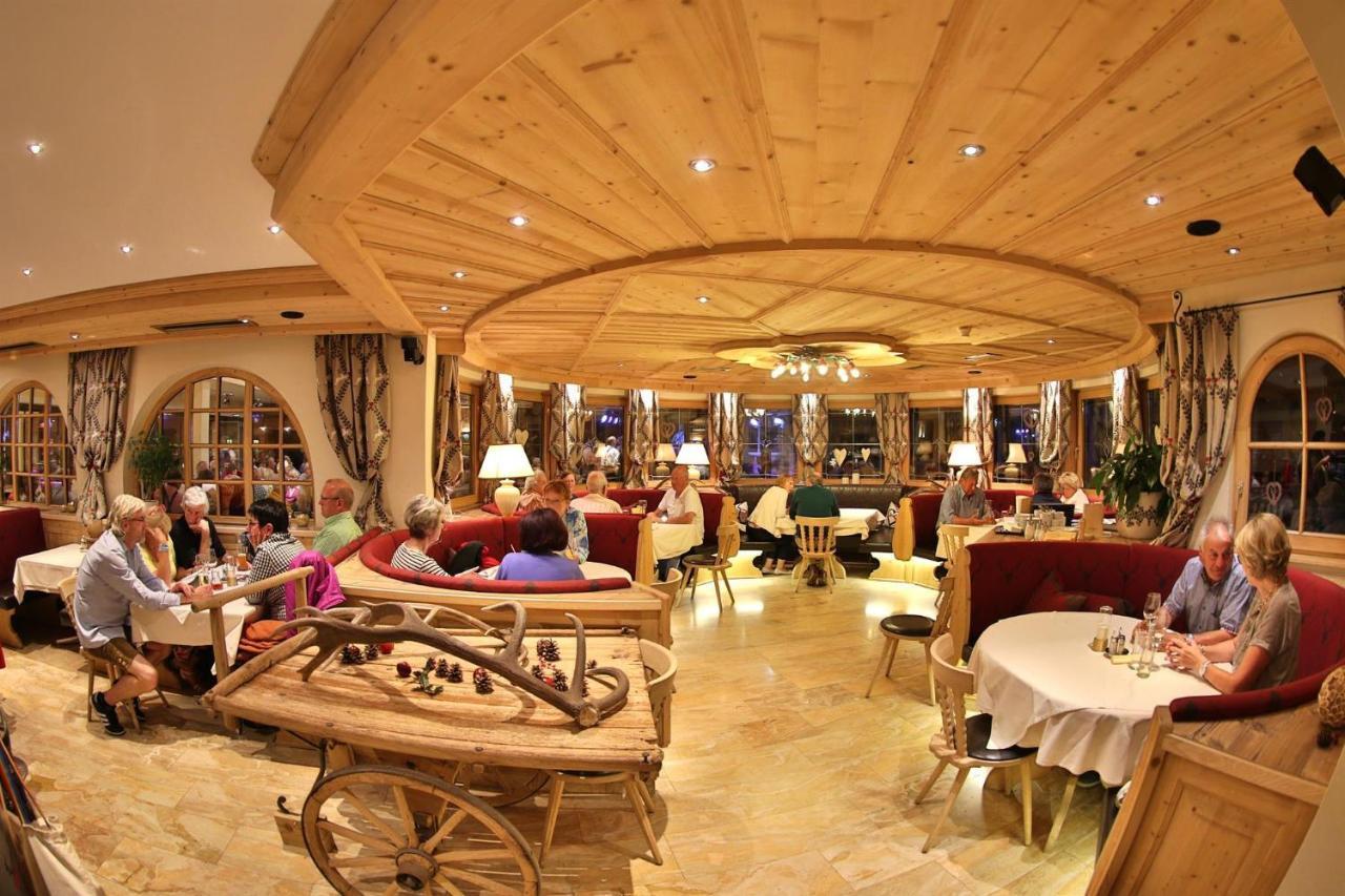 Hotel Rose Mayrhofen Exterior photo